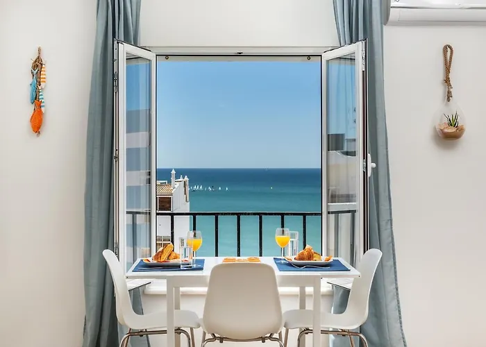 펜션 Modern Ocean View 2 Min Walk To