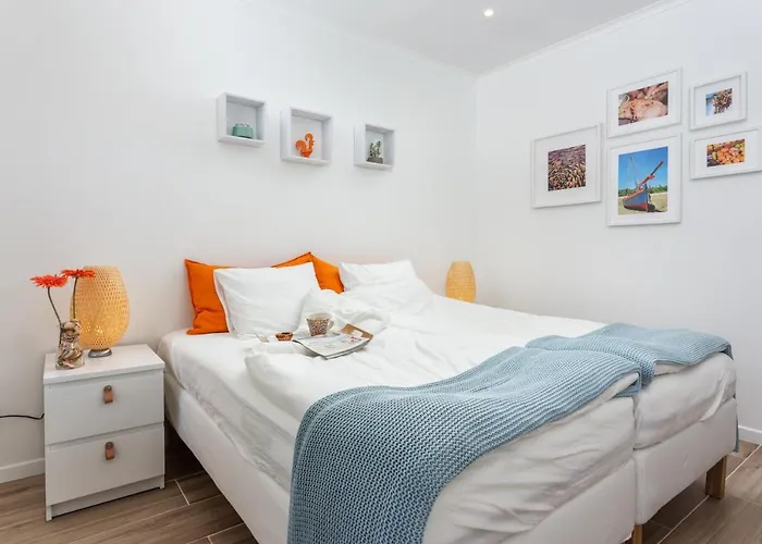 Dom wakacyjny Modern Ocean View 2 Min Walk To Quarteira